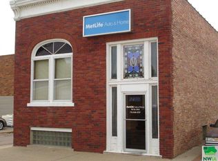 121 S 2nd St, Akron, IA 51001