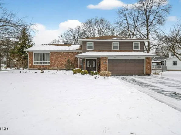 2 Dawn Drive, Colonie, NY 12205