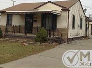 19227 Birmingham St, Roseville, MI