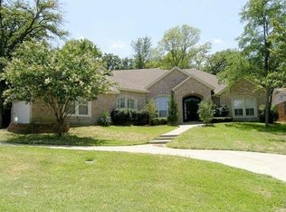 5804 Mountainwood Dr, Arlington, TX 76016