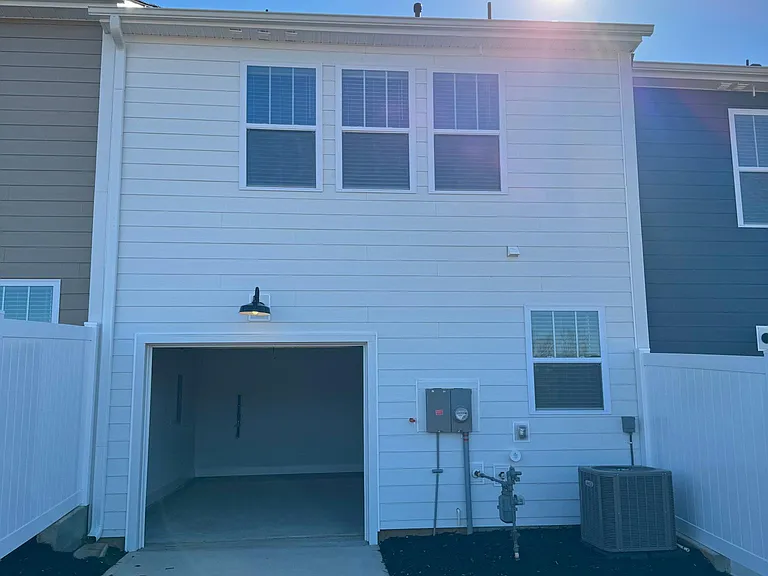 207 Skyuka St — Photo 16