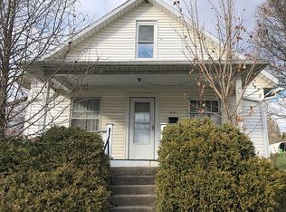 52 E Main St, New Concord, OH 43762