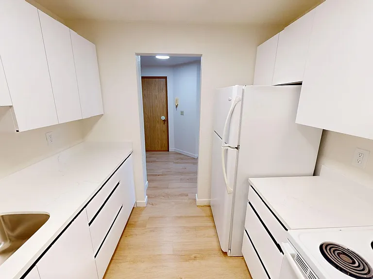 Maplewood Apartments One Month Free! — Photo 23