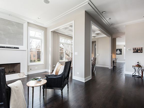 4th image of 6822 N Olcott Ave
