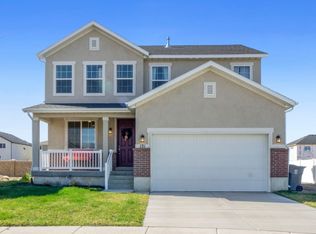 121 W Autumn Blaze Dr, Vineyard, UT 84059