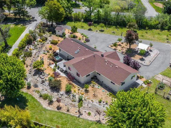 8770 Mill Station Road, Sebastopol, CA 95472