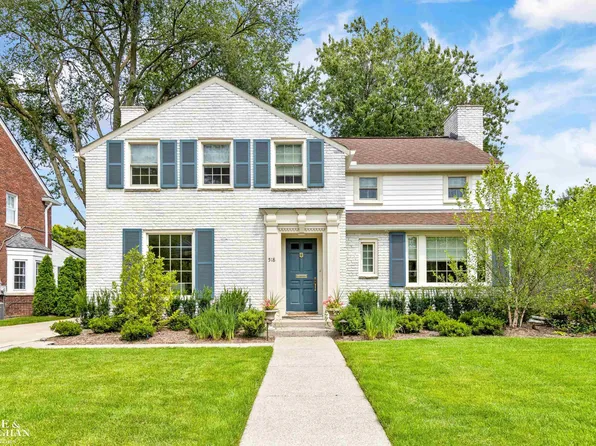 518 Lakeland St, Grosse Pointe, MI 48230