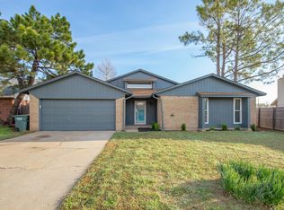 2421 Fairfield Dr, Edmond, OK 73012