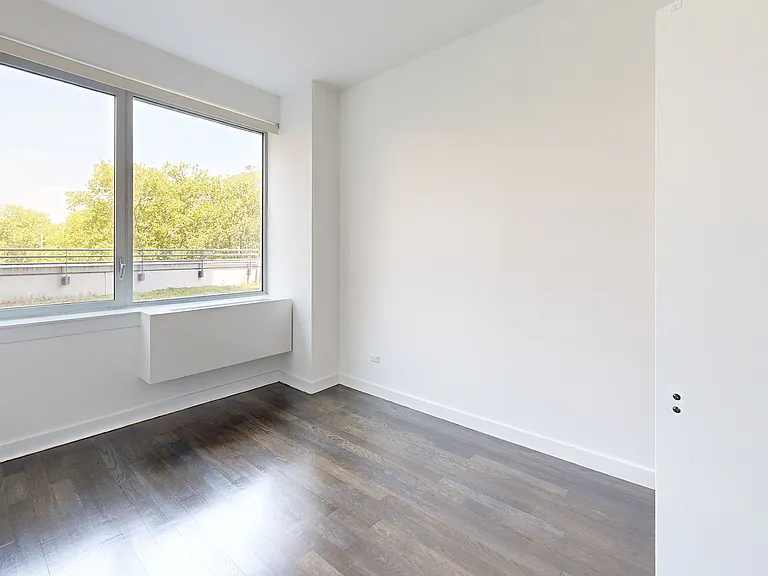 801 Amsterdam Ave #3G — Photo 5