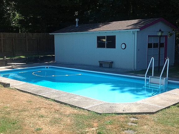 Swimming Pool and Pool house