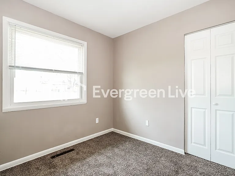 1550 Wilton Dr — Photo 12