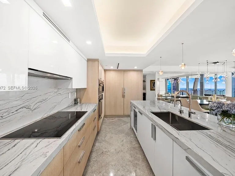 1500 Ocean Dr #5-unit UPH — Photo 8