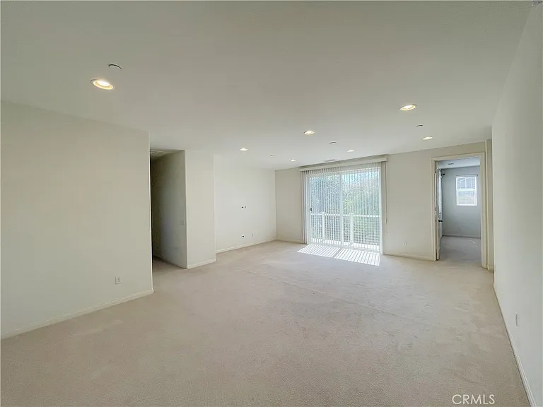 417 W Bagnall St — Photo 15