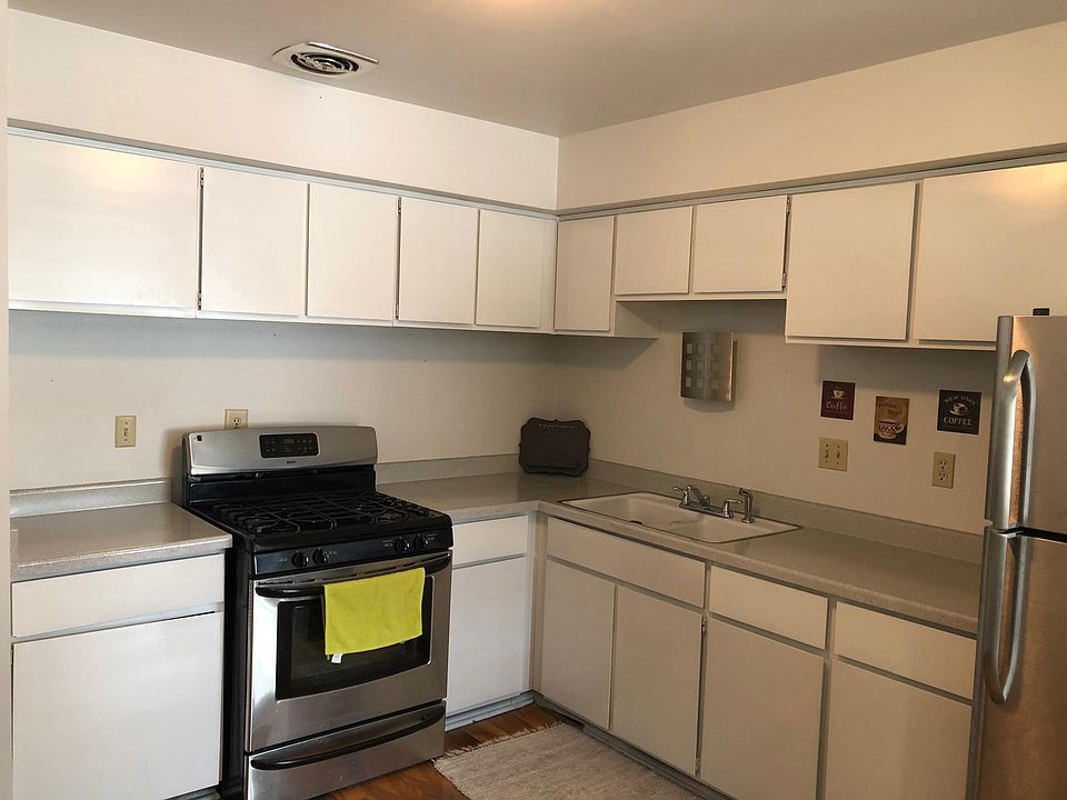 1st image of 3505 S Ellen St APT 6
