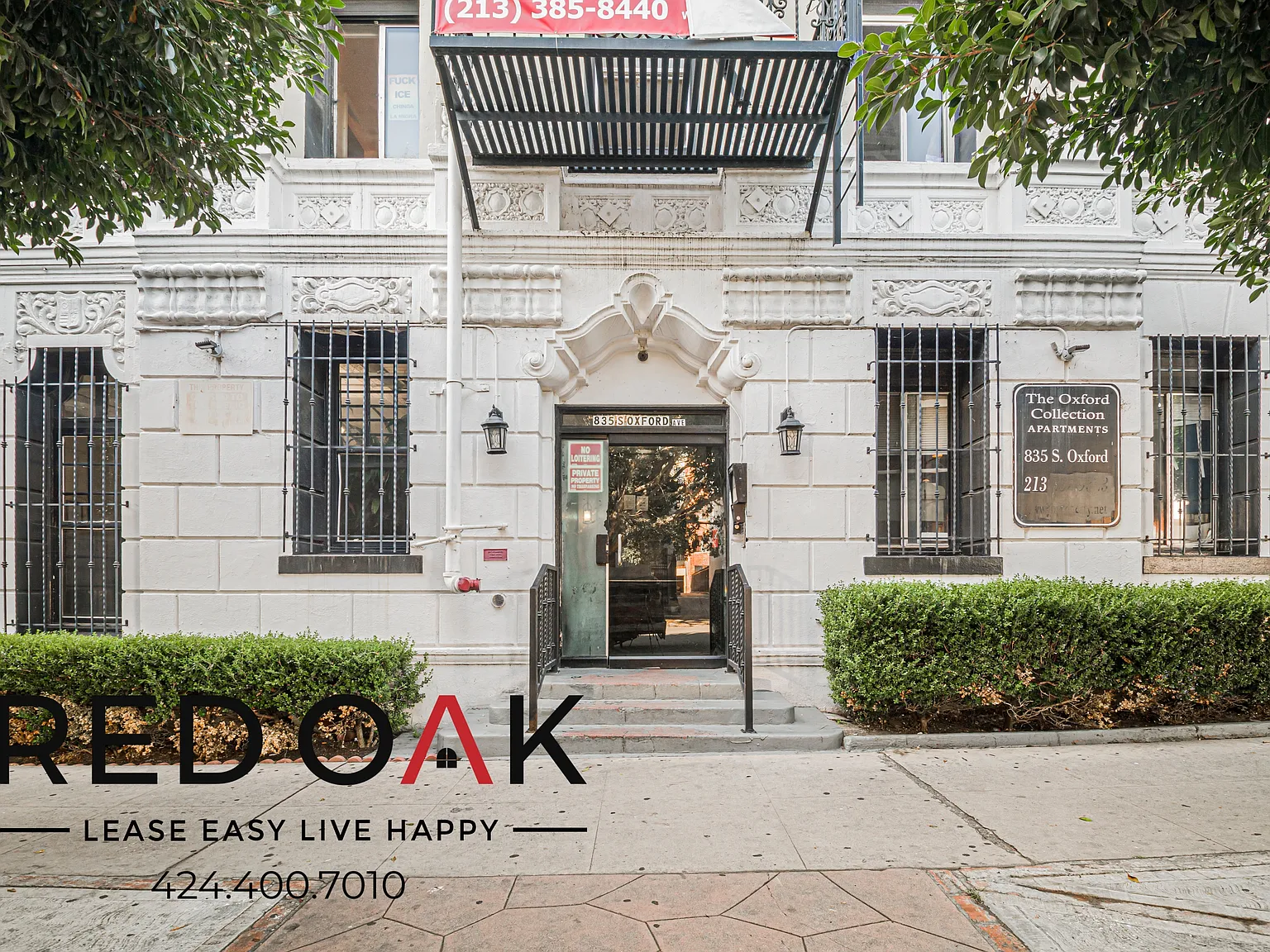 Bright Studio with Walk-In Closet Space and On-Site Laundry ~ In Prime Koreatown! — Photo 4