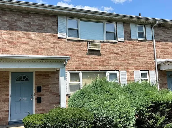 2-22 Virginia Dr #B, Fair Lawn, NJ 07410