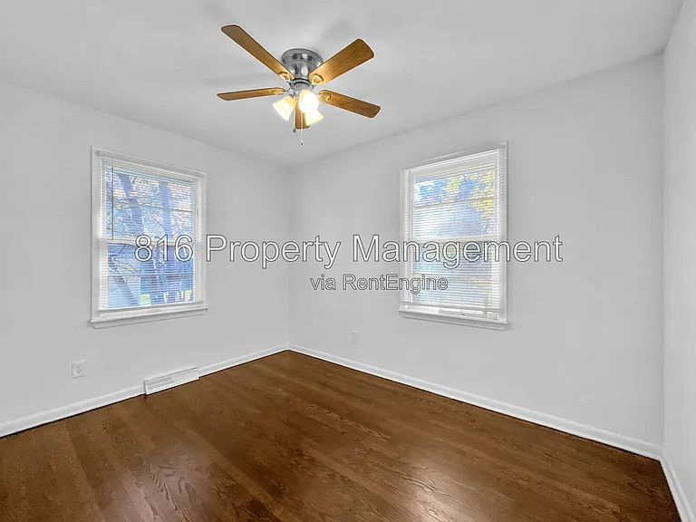 16007 E 35th St S — Photo 9