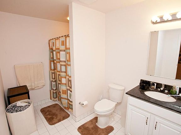 3rd image of 4368 Cresson St APT 202