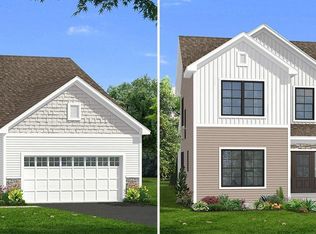 5 Stone Creek Dr, East Greenbush, NY 12061