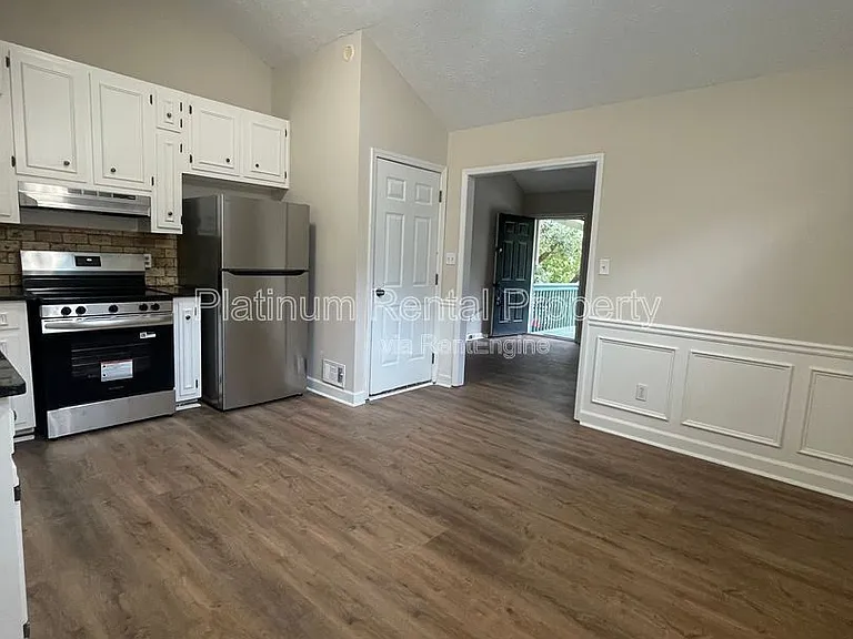 377 Arbour Way — Photo 11
