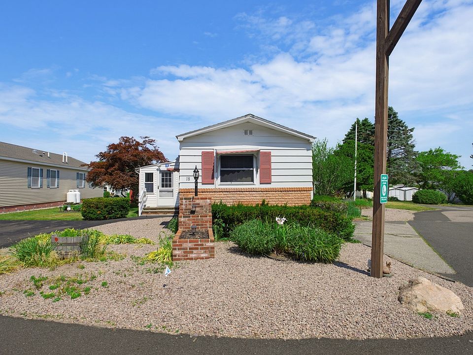 1st image of 18 Sunset Ln