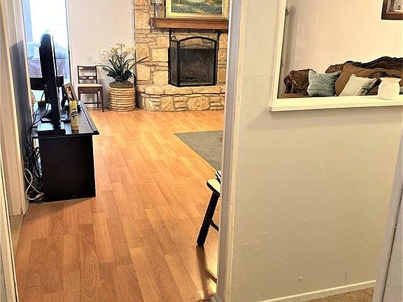 2nd image of 2008 Wood Ct
