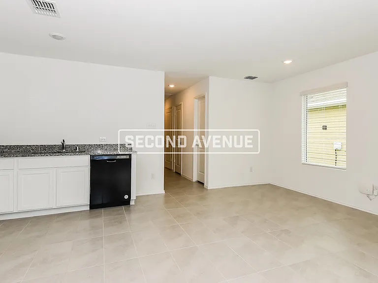 167 Sunflower St — Photo 8