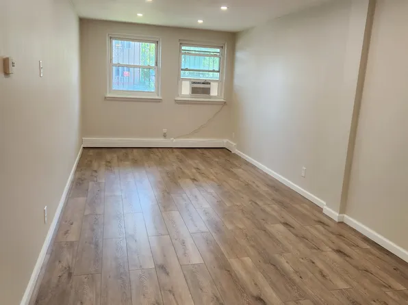 4800 Bedford Avenue image 8 of 12