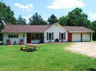 N7702 Maginnis Dr, Pardeeville, WI 53954