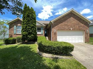 92 N Country Dr, Shelbyville, KY 40065