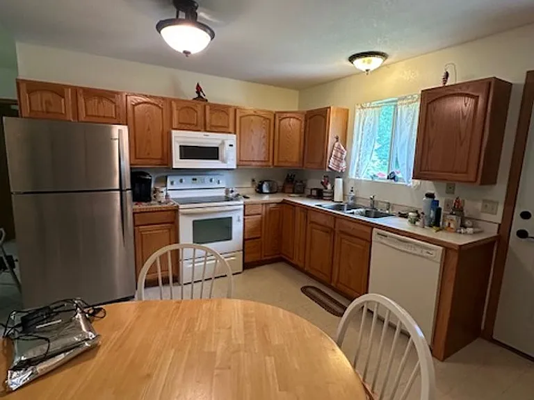 31015 Raccoon Ln — Photo 9