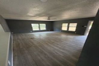 3rd image of 3420 Campbell St