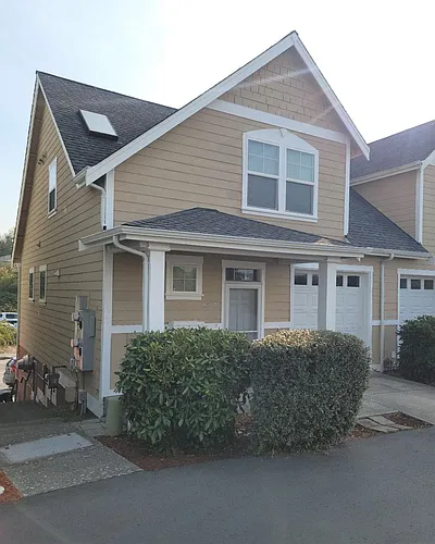 19327 Gadwall Ln NE Photo 1