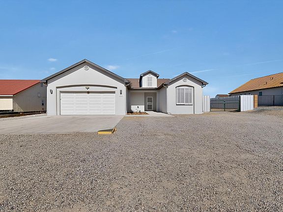 3rd image of 2161 Monterrey Rd NE