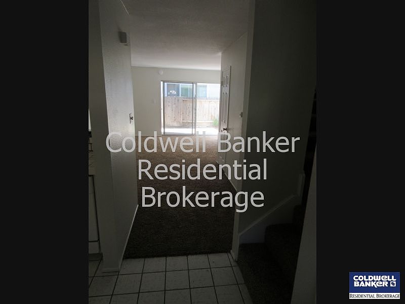 2nd image of 2564 Seahorse Ave