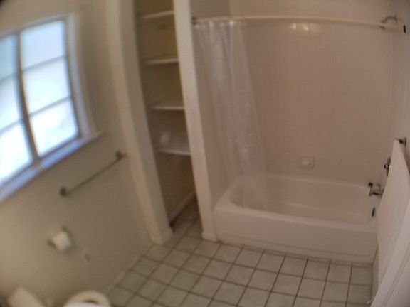 4th image of 303 Cedar St Unit C