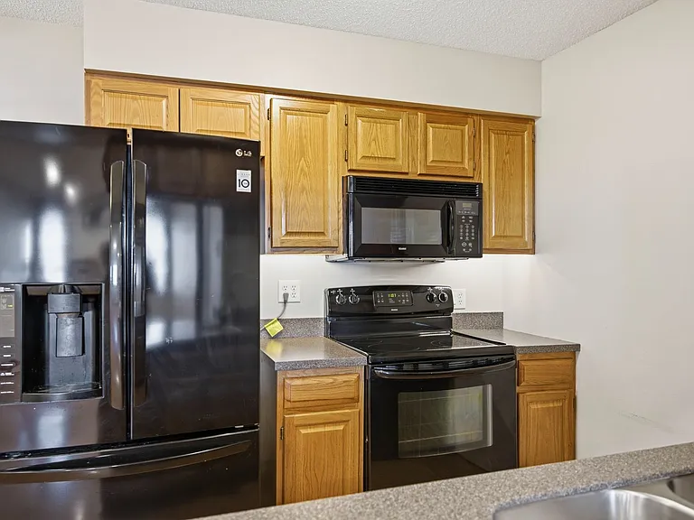 401 SE Lowell Dr #4 — Photo 36