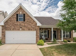 136 Brookfield Blvd, Wentzville, MO 63385