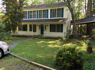 19385 N Snow Hill Manor Rd, Lexington Park, MD 20653