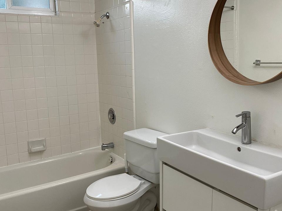 Full Bath