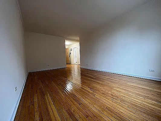 3rd image of 2705 Kings Hwy APT 6C