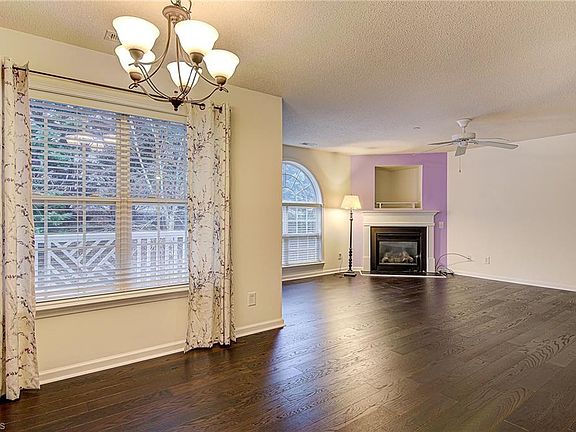 5th image of 4320 Cedarcroft Ct APT 2B