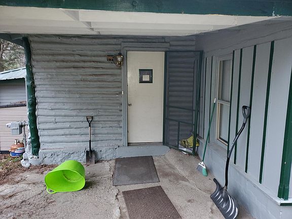 3rd image of 10636 Pine Bluff Ave