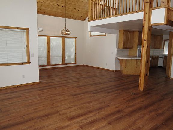 2nd image of 11607 Norse Ave