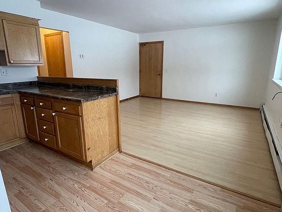 5th image of 2748 Xylon Ave N #1