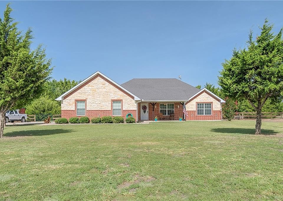 1st image of 109 Judah Cir
