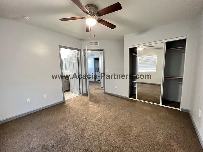 1421 N Belvedere Ave — Photo 9