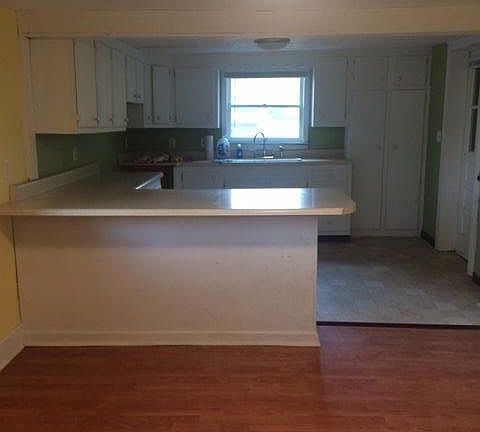 3rd image of 2535 Main St