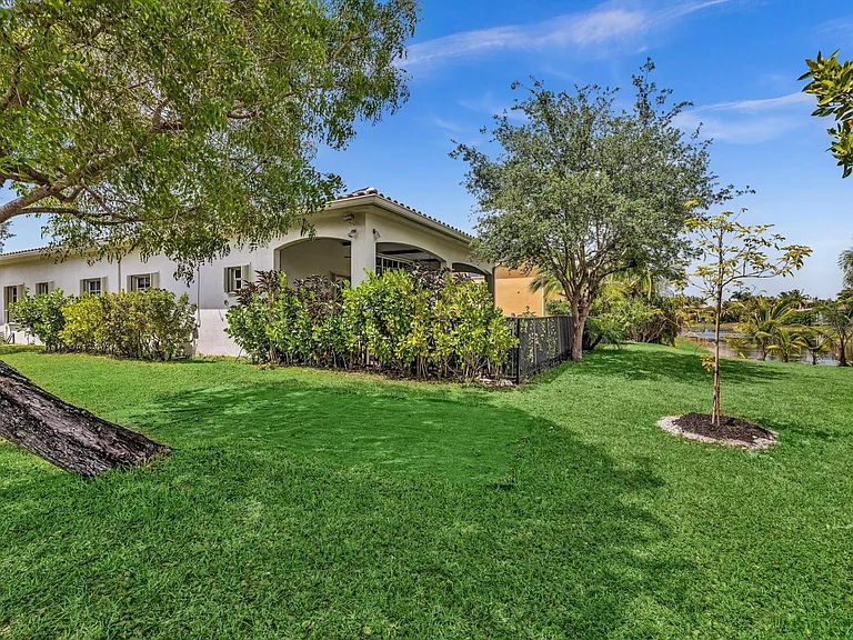 7738 NW 112th Way — Photo 86