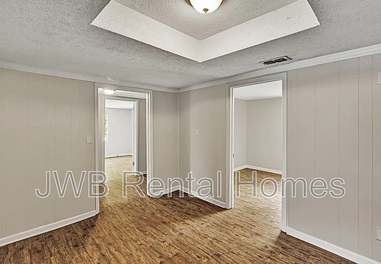 7957 Mattox Ave — Photo 4